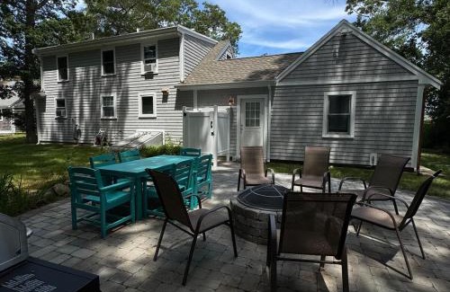 Sandwich House | 5 bedroom farmhouse in sandwich cape cod