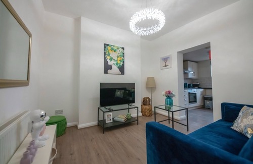 Cantelowes Apartment | 5 Bedroom Flat