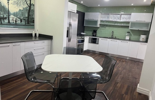 Escazu House | 5 BEDROOM HEATED POOL HOME IN ESCAZU