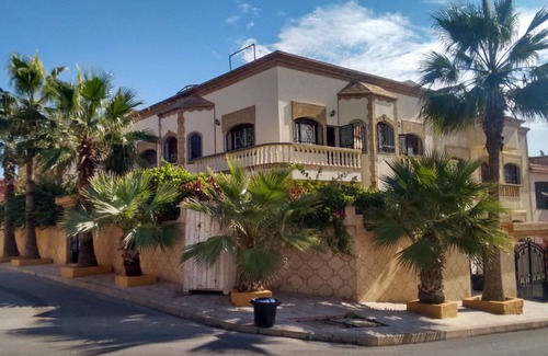 Hay Chemaaou Villa | 5 bedroom holiday Villa Yasmine, perfect for family holidays, near beaches