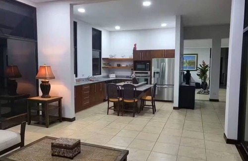 Camaronal House | 5 Bedroom jungle oasis with pool