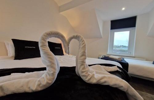 Park House | 5 Bedroom semi detached home with off road parking