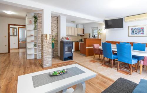 Ploce Apartment | 5 Bedroom Stunning Apartment In Ploce