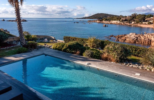 Corse-du-Sud Villa | 5-bedroom villa, waterfront, beach access