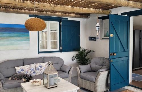 Struisbaai House | 5 Bedroomed Fisherman's Cottage in Struis Bay