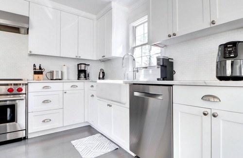 Westhampton Beach House | 5 Bedrooms! 4 Min to the Beach! HEATED POOL!