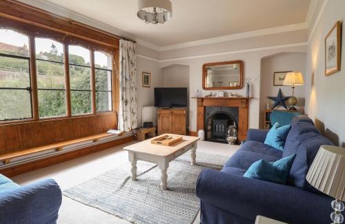 Beer House | 5 Belmont Terrace