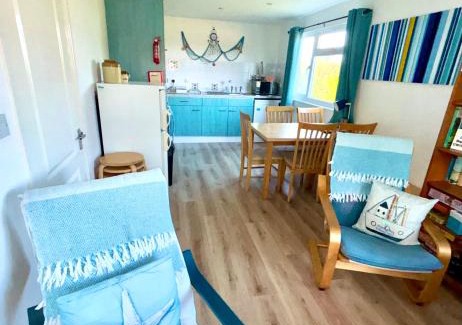 Padstow Ski Chalet | 5 Berth Chalet Holiday Apartment in Cornwall
