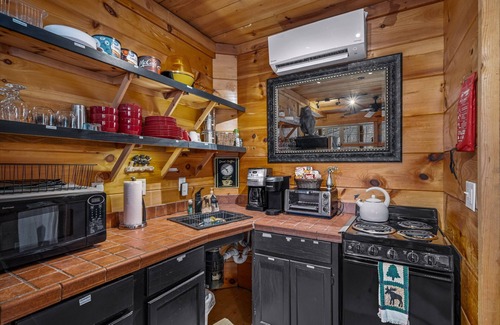 Mentone Cabin | 5-BR, 4.5 BA, 11 beds, sleeps 16 - Mentone, canoe, fire pit, walking trail, WIFI