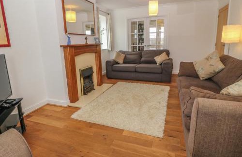Cemaes Bay House | 5 Cae Derwydd