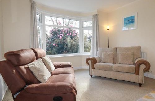 Playing Place House | 5 Carlyon Road