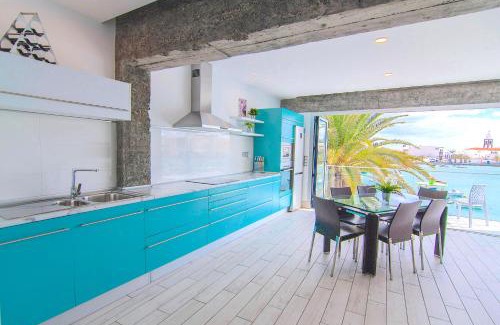 Arrecife Apartment | 5* Charco loft