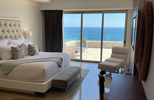 Cabo San Lucas Resort | 5 Diamond 3 Bedroom 4198 sf Oceanfront Condo Penthouse Garza Blanca Resort Cabo