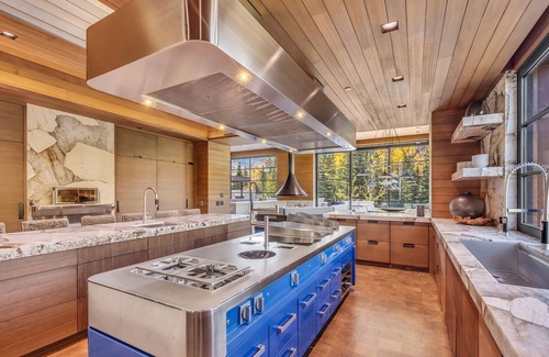 Park City Ski Chalet | 5 Diamond Amenities, ski in/out, custom estate. No greater luxury exists in the mountains.