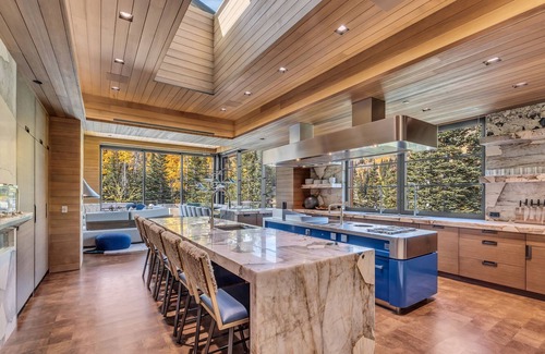 Park City Ski Chalet | 5 Diamond Amenities, ski in/out, custom estate. No greater luxury exists in the mountains.
