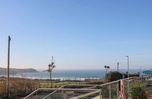 Newquay Cottage | 5 Fistral Waves