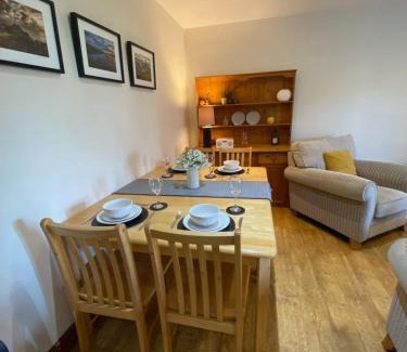 Malltraeth Apartment | 5 Glantraeth Farm Cottage