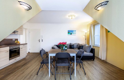 Pepelow Apartment | (5) Hanna, 2-room apartment, loggia, upper floor - Ostseeferienhaus Drachenflieger Pepelow