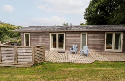 Looe House | 5 Hedgerows