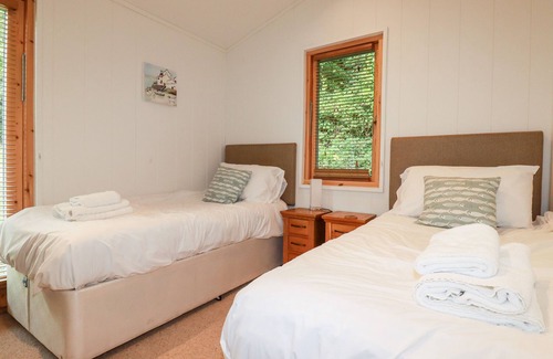 Looe Cottage | 5 Hedgerows