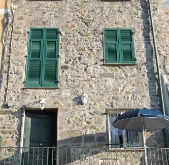 Levanto House | 5 Lands Stone Cottage