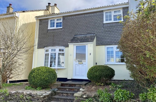 Wadebridge Cottage | 5 Lower Elms
