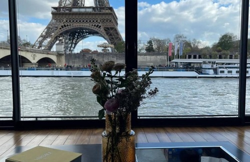 Quartier du Gros-Caillou Boat Rental | 5* Luxury Private Yacht on the Seine Next to Eiffel Tower-Scintillating Views