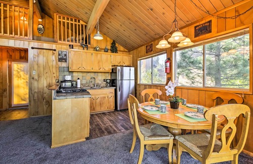 Big Bear Cottage | 5 Mi to Big Bear Mtn Resort: Cozy Cabin w/Deck