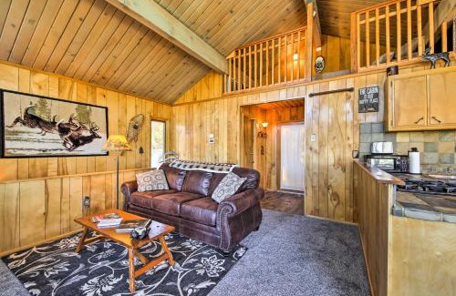 Big Bear House | 5 Mi to Big Bear Mtn Resort Cozy Cabin with Deck
