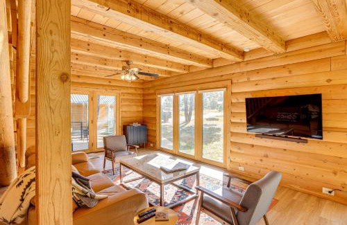 Pagosa Springs House | 5 Mi to Dwtn Pagosa Springs Cabin with Mtn Views!