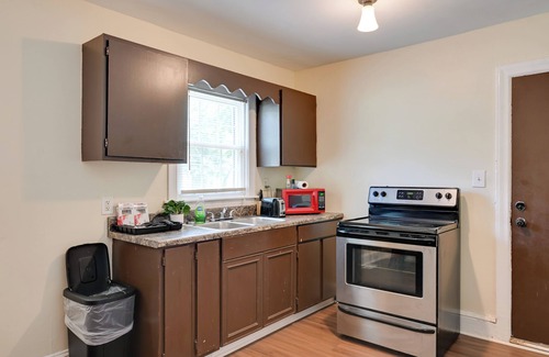 Charlotte House | 5 Mi to Uptown: Charlotte Hideaway w/Yard