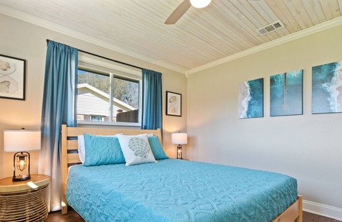 Foley Cottage | 5 miles to OWA & Sports: Big yard w/ hot tub, covered deck, 7 miles to beach