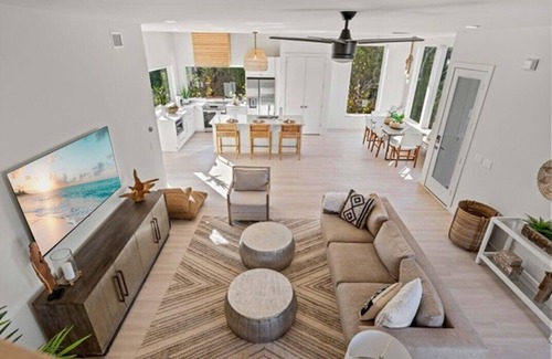 Marineland Acres House | 5 Min to Beach - Grill, Games, Chef Perks