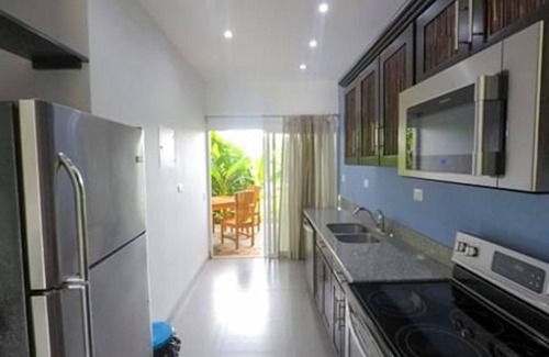 Villarreal Condo | 5 Min to Tamarindo Large Pool Condo 6 Guests