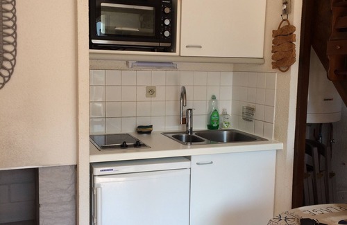 Villers-sur-Mer Cottage | 5 mins walk from the beach, cottage with private garden