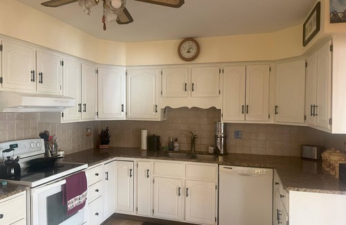 Stockton House | 5 minute walk to the Delaware River in Stockton, New Jersey!