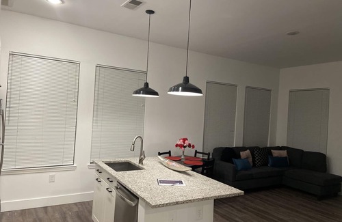 Castleberry Hill Condo | 5 minutes from all major events