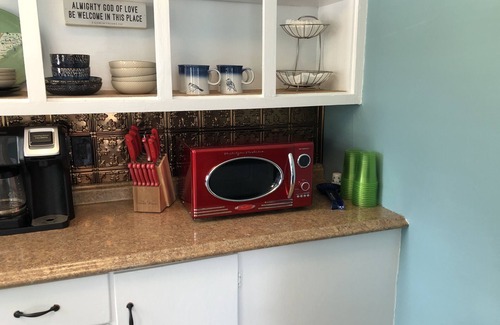 North Chattanooga Cottage | 5 Minutes from North Shore at Historic Riverview.n
