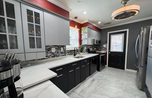 Hillcrest Heights House | 5 minutes from Washington DC 3 bedrooms 2 bath single family home with driveway