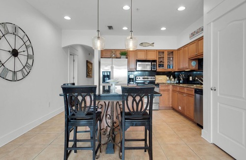 Seagrove Beach Condo | 5 Minutes to Beach - Large Complex Pool