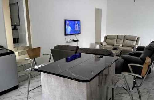 Erasmuskloof Apartment | 5 minutes to Menlyn mall and 4 minutes to Time Square casino.