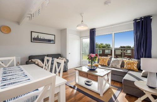 Dartmouth Ski Chalet | 5 Norton Park
