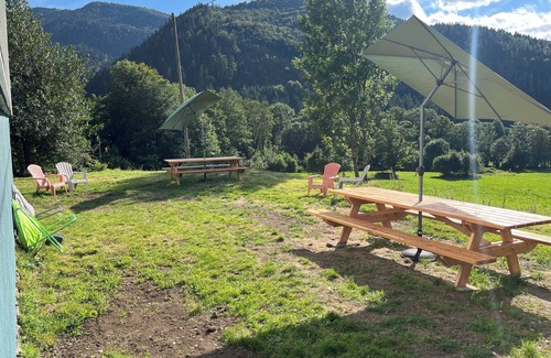Saint-Maurice-sur-Moselle Apartment | 5-person apartment with outdoor area