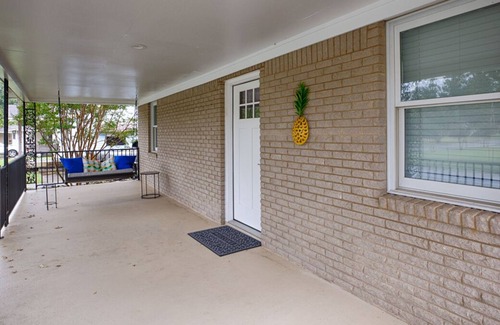 Huntsville House | 5 Points Bungalow - Newly remodeled and new furniture
