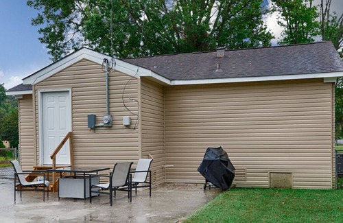 Huntsville House | 5 Points Bungalow - Newly remodeled and new furniture