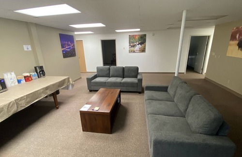 Fairview House | #5 Private bedroom near Downtown Anchorage