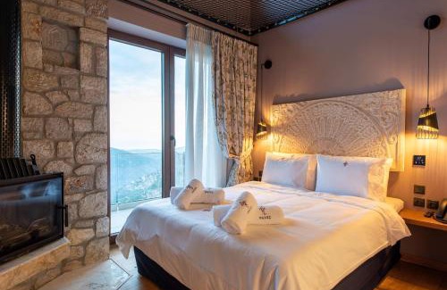 Arachova Apartment | 5 Raches Suites