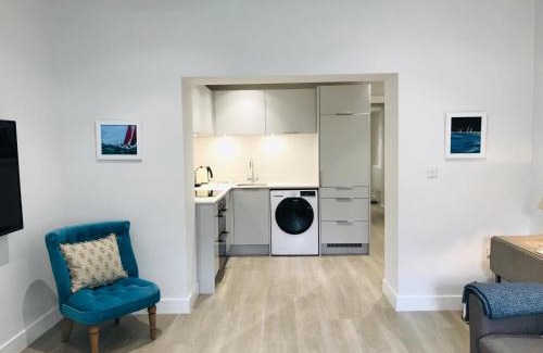 Mortehoe Apartment | 5 Rockham - Luxury Apartment at Byron Woolacombe, only 4 minute walk to Woolacombe Beach!
