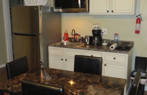 Riverdale Condo | ❤ 5 STAR ATL Hartsfield #A-Netflx/Disn/Amzn 1BR Ste