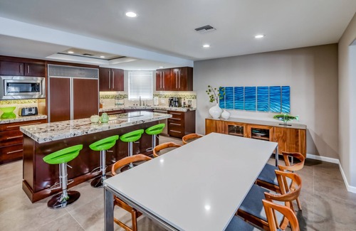 Cienega Springs House | 5 Star GORGEOUS RIVER FRONT HOME RIGHT ON THE WATER WITH DOCK! Parker Strip.